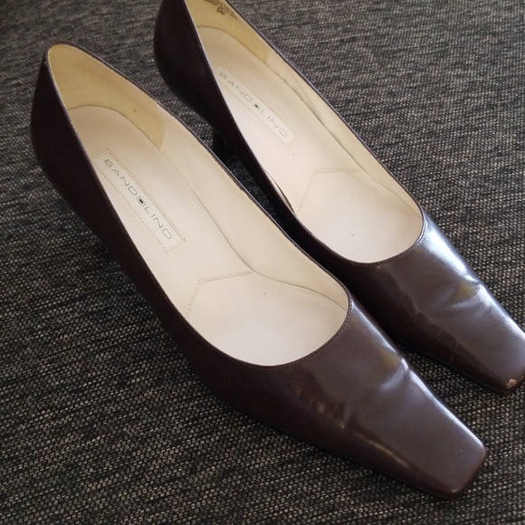 Bandolino Brown heels - Picture 2 of 7